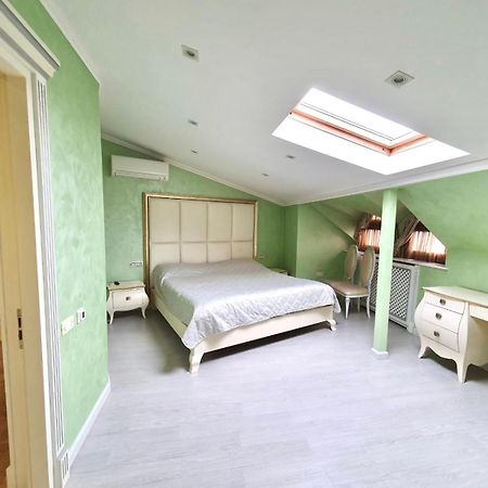 Роскошная Двухуровневая Квартира Luxurious Duplex Apartment Yerevan Bagian luar foto