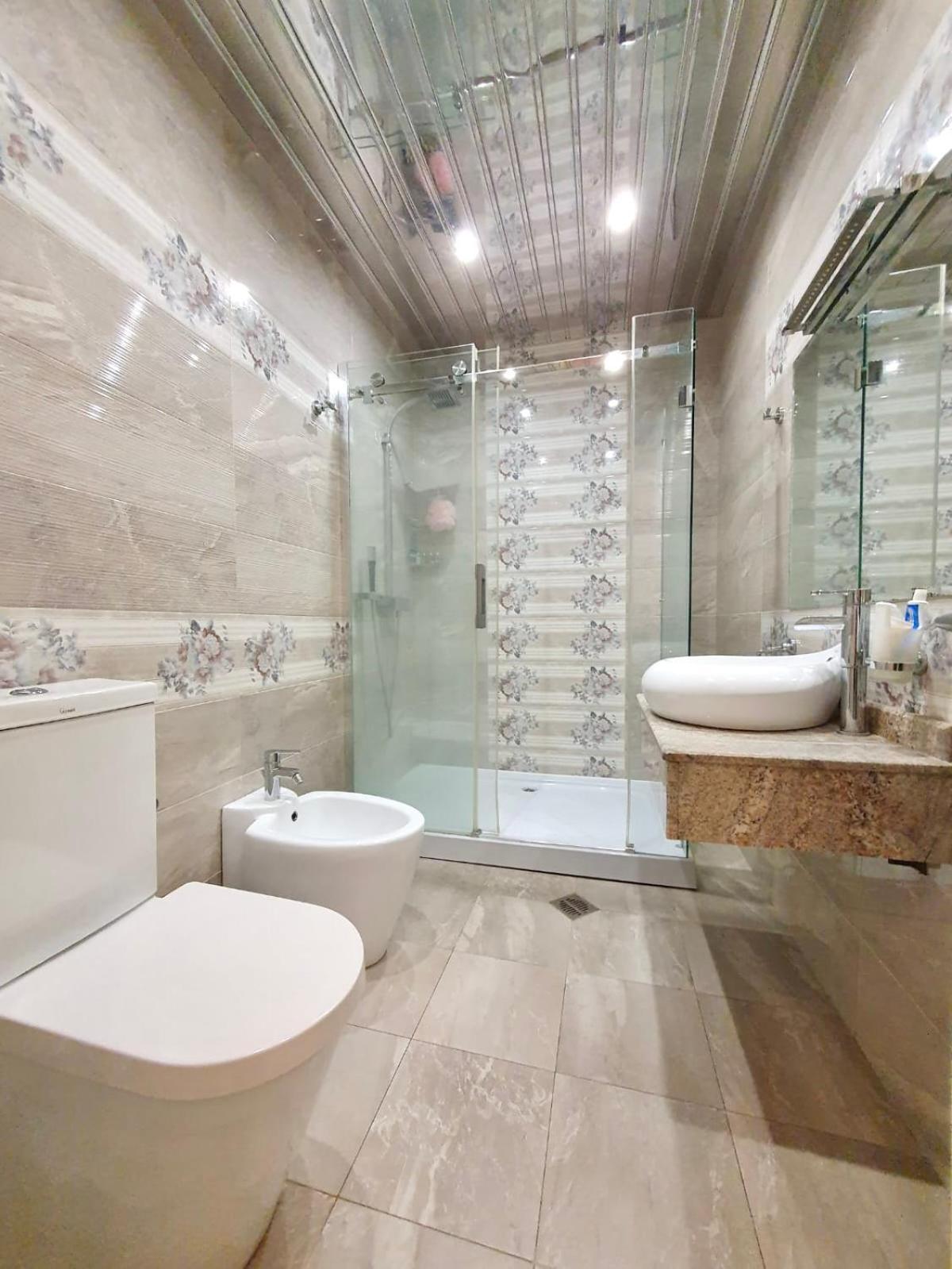 Роскошная Двухуровневая Квартира Luxurious Duplex Apartment Yerevan Bagian luar foto